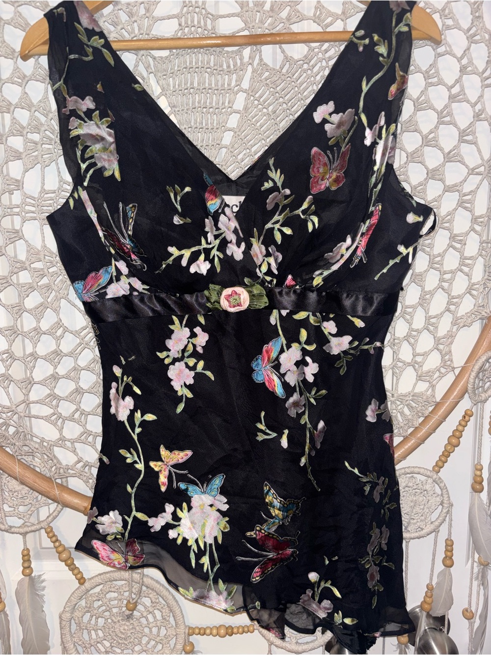 Cachet Black Floral & Butterfly V-Neck Silk Blouse Size 8 A00381